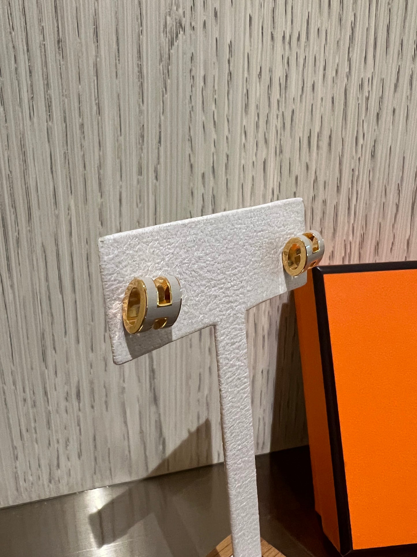 Hermes Mini Pop H Earrings Beige x Gold